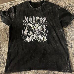 ❤️‍🔥BOGO FREE Black Acid Wash Floral Graphic T-Shirt XL Oversized Lavender Haze